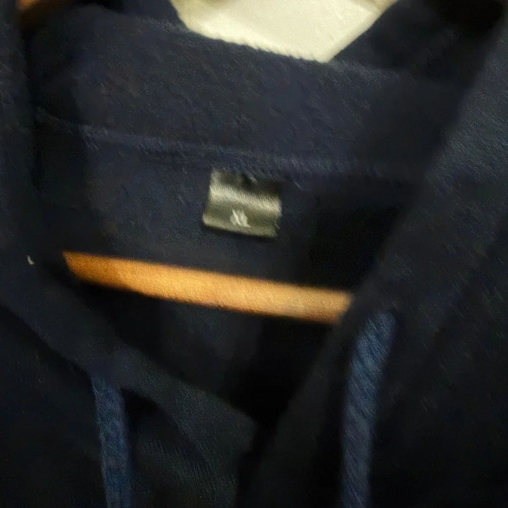 Great condition XL Benson Boone Tour 2024 Navy Hoodie. Fireworks & Rollerblades - Picture 3 of 7